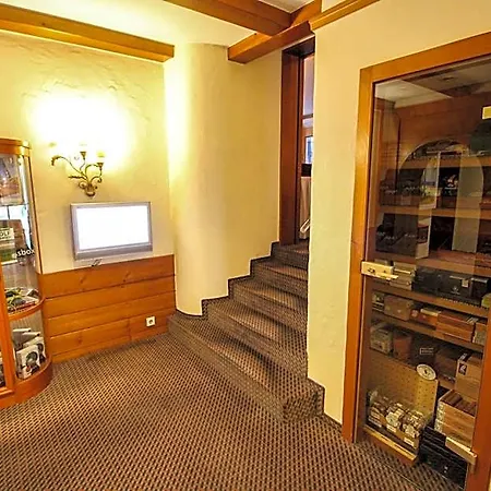 Hotel Ringhotel Zum Goldenen Ochsen 4*